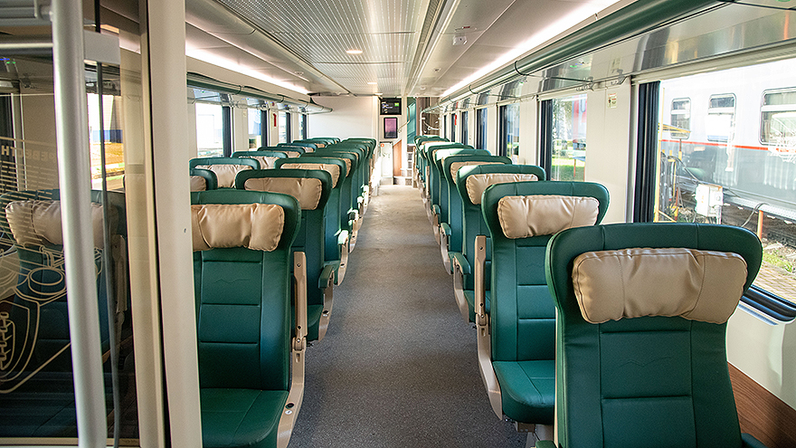 Билеты Москва - Нижний Новгород на поезд Буревестник в сидячем вагоне бизнес-класса